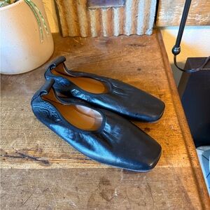 Vero Cuoio Black Leather Flats